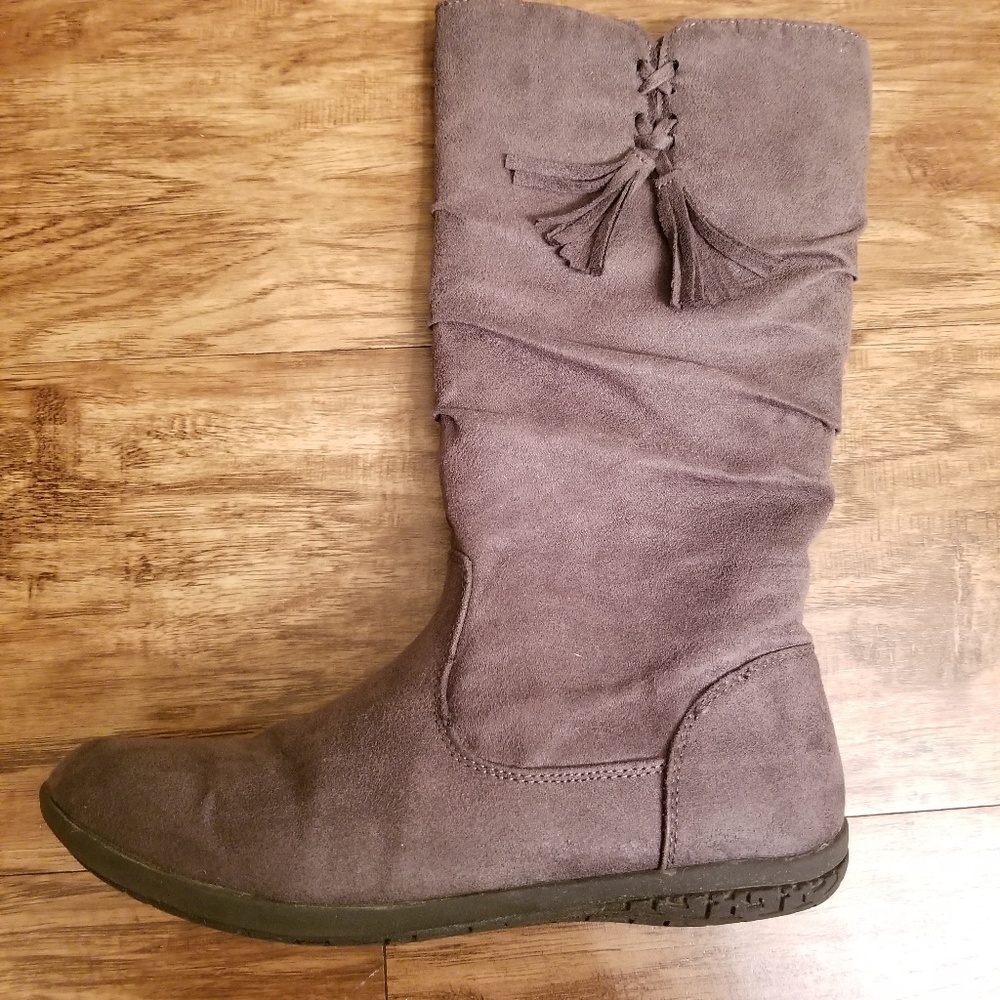 Aria boots